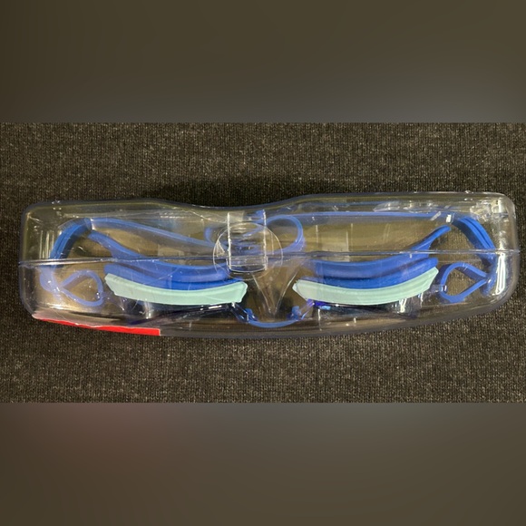 CoComelon Super-Soft Watertight Seal KIDS Swim Goggles - Picture 3 of 6